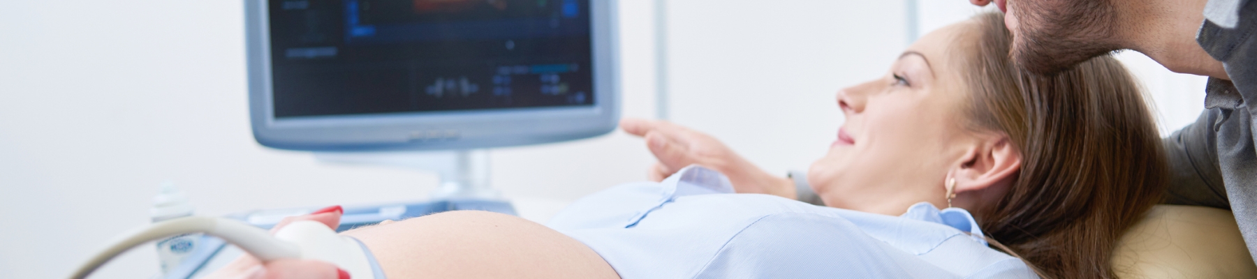 Parents getting a sonograph